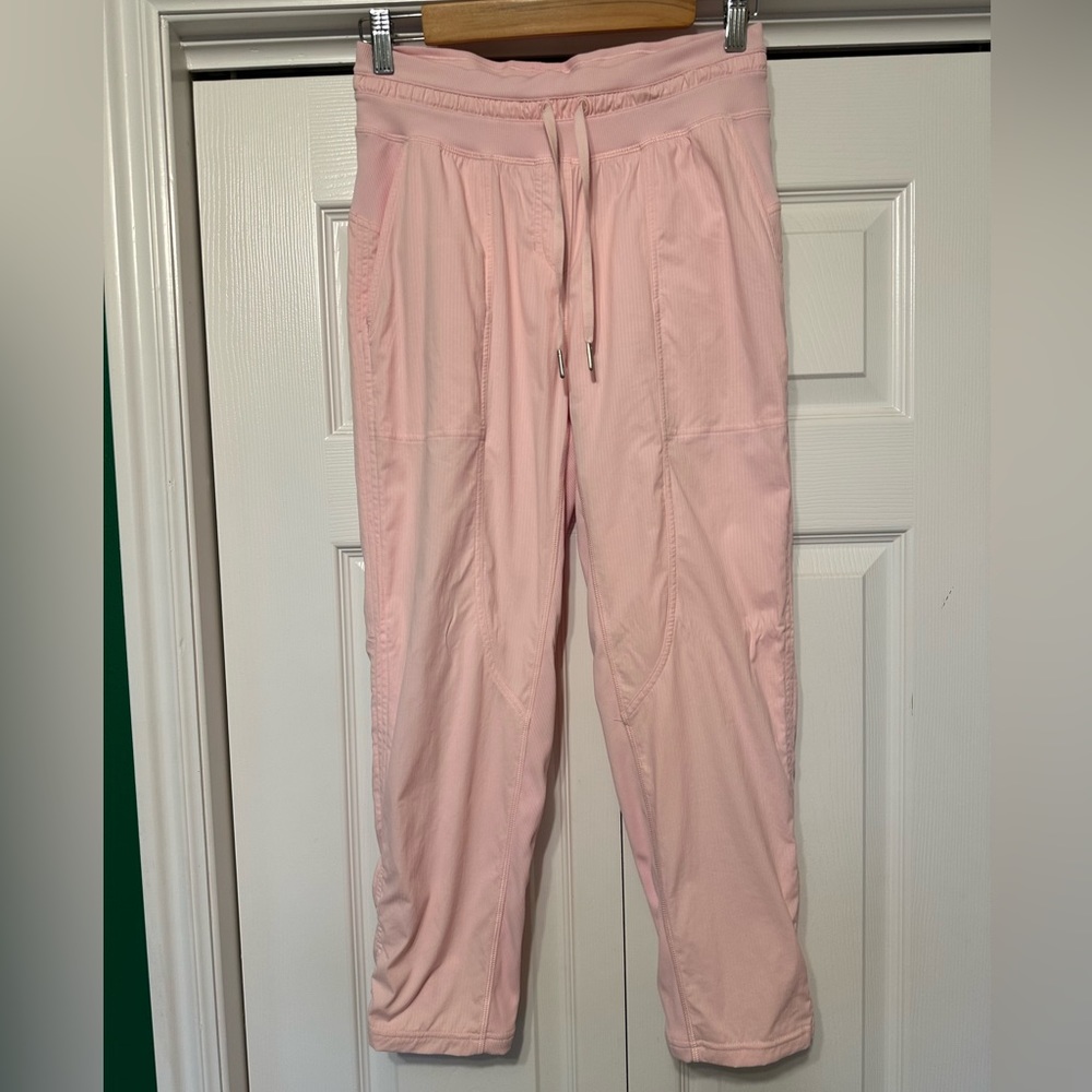 Lululemon Dance Studio Cropped Pants!